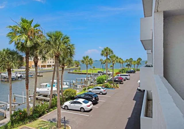 Photo 3 of Condominium at 5011 Dixie Hwy Ne #211, Palm Bay, FL 32905 | MLS# 845074 | | Sold on 2019-11-22