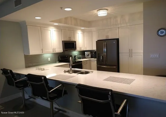 Photo 2 of Condominium at 1045 Hwy A1A #804, Satellite Beach, FL 32937 | MLS# 880102 |  | Sold on 2020-08-17