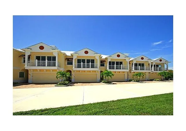 Listing Photo 1 - Condo for sale in building located at 2178 Tanager Ct, Indialantic, FL 32903
