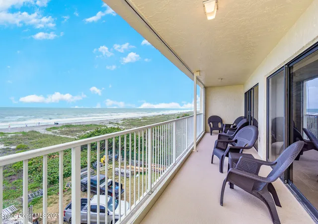 Photo 3 of Condominium at 55 N 4Th St #407, Cocoa Beach, FL 32931 | MLS# 906592 | | Sold on 2021-07-13