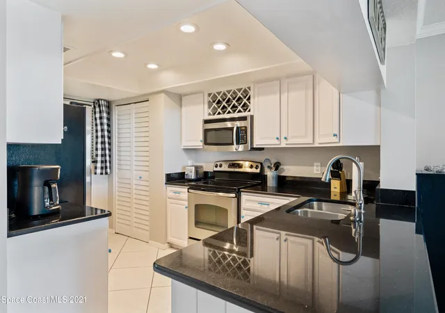Photo 3 of Condominium at 55 N 4Th St #205, Cocoa Beach, FL 32931 | MLS# 905641 | | Sold on 2021-07-14