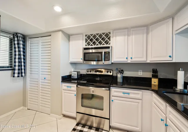 Photo 4 of Condominium at 55 N 4Th St #205, Cocoa Beach, FL 32931 | MLS# 905641 | | Sold on 2021-07-14