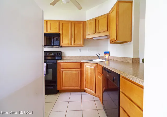 Photo 5 of Condominium at 1176 Bayshore Dr #105, Fort Pierce, FL 34949 | MLS# 909692 | | Sold on 2021-07-29