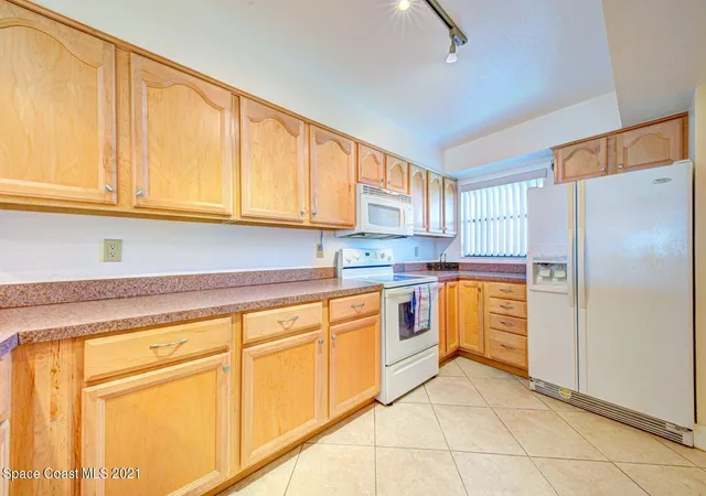 Photo 1 of Condominium at 2150 N Hwy A1A #411, Indialantic, FL 32903 | MLS# 916628 | | Sold on 2021-11-23