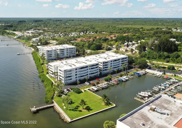 Condominium at 5011 Dixie Hwy Ne #312, Palm Bay, FL 32905 | MLS# 945448 | | Sold on 2022-09-30