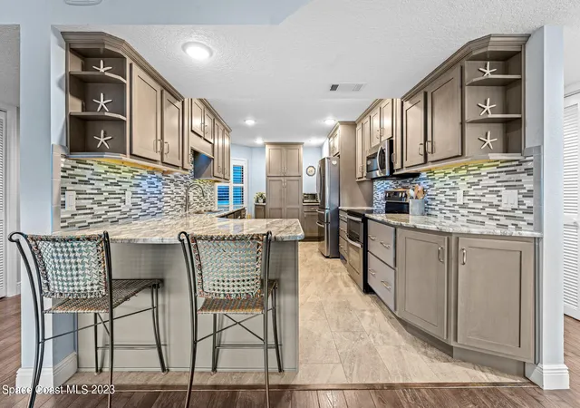 Photo 3 of Condominium at 5011 Dixie Hwy Ne #106, Palm Bay, FL 32905 | MLS# 957114 | | Sold on 2023-04-07