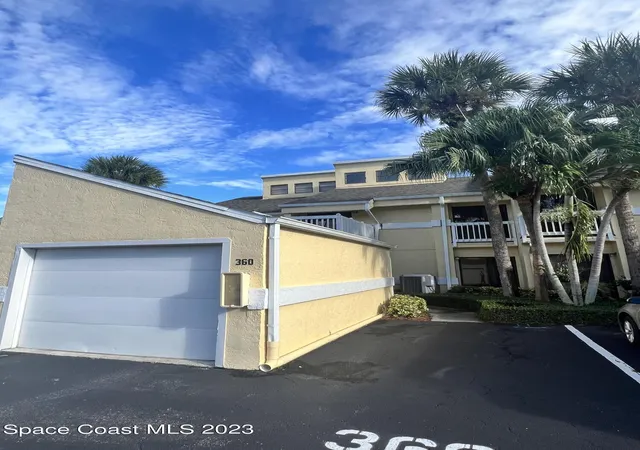 Listing Photo 1 - Condo for sale in building located at 360 Lofts Dr, Melbourne, FL 32940 - Unit #2