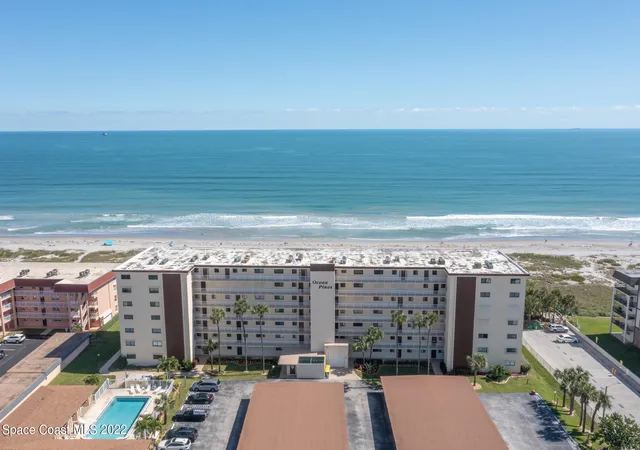 Photo 1 of Condominium at 55 N 4Th St #607, Cocoa Beach, FL 32931 | MLS# 949226 |  | Sold on 2022-12-06
