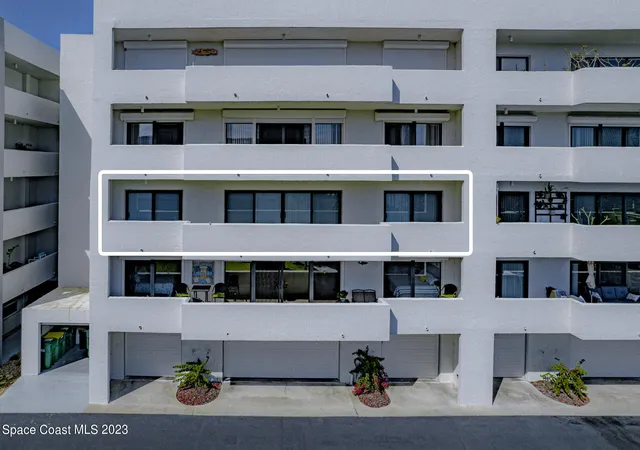 Photo 4 of Condominium at 5011 Dixie Hwy Ne #206, Palm Bay, FL 32905 | MLS# 958013 | | Sold on 2023-05-23