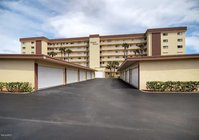 Photo 1 of Condominium at 55 N 4Th St #402, Cocoa Beach, FL 32931 | MLS# 749880 | | Sold on 2016-05-05