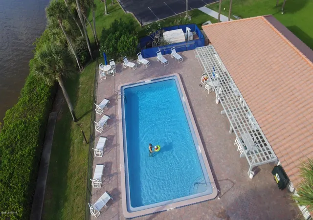 Photo 3 of Condominium at 5011 Dixie Hwy Ne #104, Palm Bay, FL 32905 | MLS# 822734 | | Sold on 2018-09-13