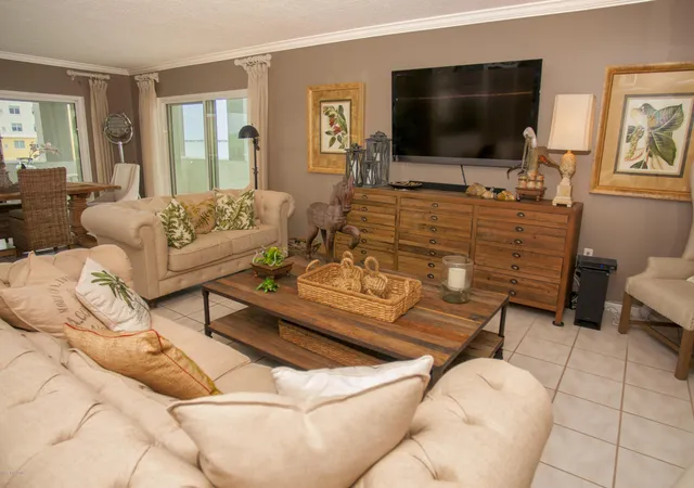 Photo 2 of Condominium at 5011 Dixie Hwy Ne #401, Palm Bay, FL 32905 | MLS# 782787 | | Sold on 2017-06-28
