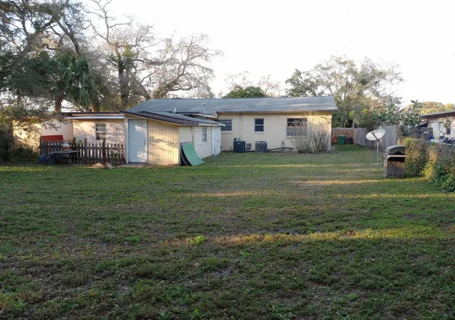 Homes for sale in Merritt Island, FL | 347 W Merritt Ave, Merritt Island, FL 32953 | MLS# 1006381