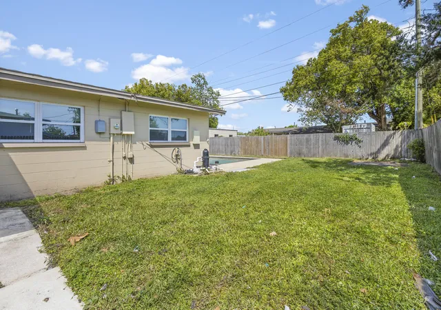 Photo 3 of Sale Pending at 2472 Victor Rd, Cocoa, FL 32926 | MLS# 1008795 | Listing updated on 2026-05-07