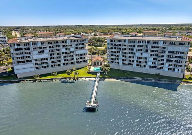 Condominium at 4975 Dixie Hwy Ne #605, Palm Bay, FL 32905 | MLS# 1010151 | | Sold on 2025-07-02