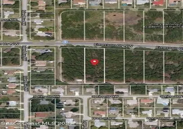 2nd image of 198 Emerson Dr Nw, Palm Bay, FL 32907 | MLS# 1012678