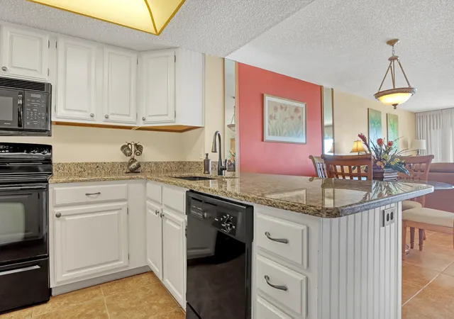 Photo 4 of Condominium at 55 N 4Th St #405, Cocoa Beach, FL 32931 | MLS# 1018422 | | Sold on 2024-08-13