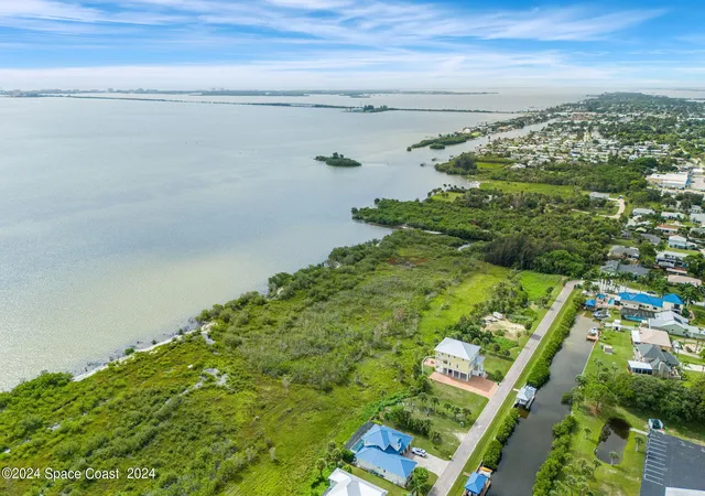 3rd image of 243719778 Sun Pointe Pl, Merritt Island, FL 32952 | MLS# 1023115