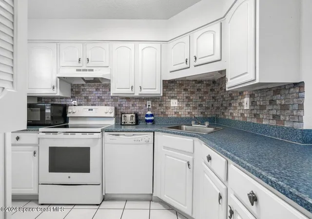 Photo 3 of Condominium at 1176 Bayshore Dr #102, Fort Pierce, FL 34949 | MLS# 1032491 | | Sold on 2025-02-07