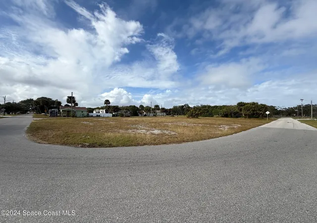 Photo 3 of Land for sale at 1920 Magnolia Ave, Melbourne, FL 32935 | MLS# 1032531 | Listing updated on 2026-04-23