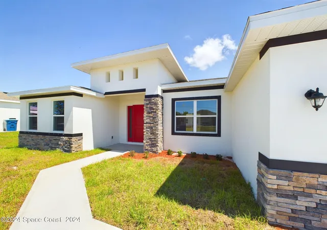Photo 3 of Single family home for sale at 542 Lambright St Sw, Palm Bay, FL 32908 | MLS# 1033036 | Listing updated on 2026-06-29