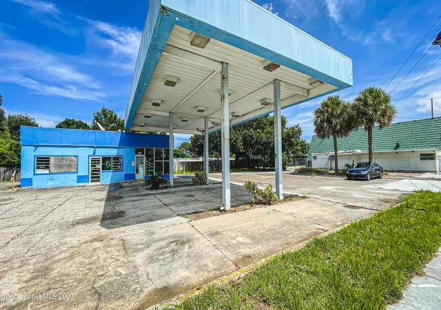 3rd image of 429 & 427 S Babcock St, Melbourne, FL 32901 | MLS# 1039393