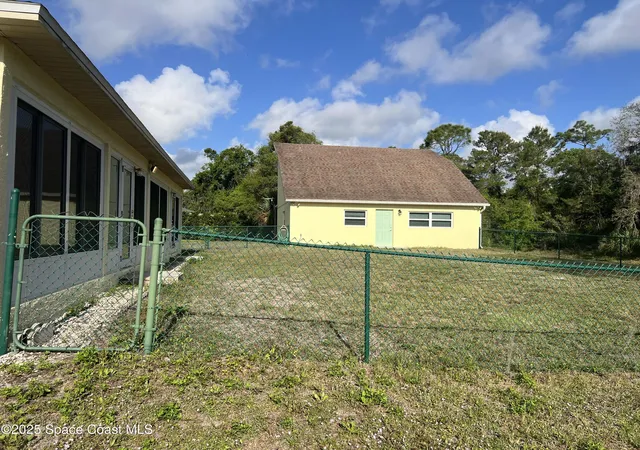 2nd image of 4220 Robins Hill Ct, Mims, FL 32754 | MLS# 1042322