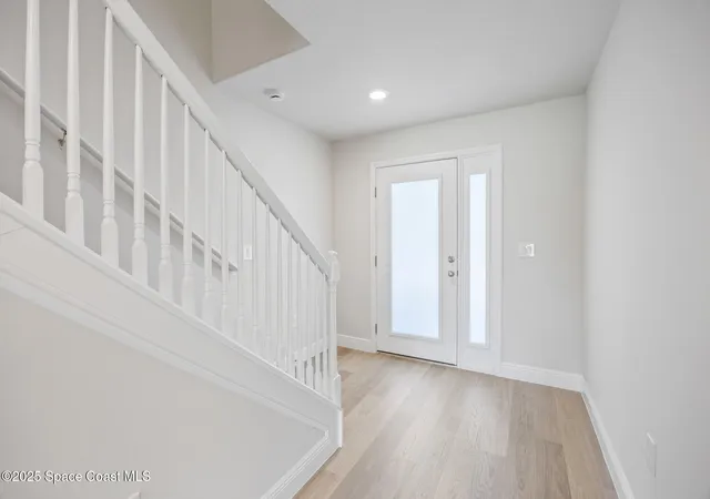 Listing Photo 5 - Condo for sale in building located at 207-237 Hidden Woods Pl, Melbourne, FL 32901
