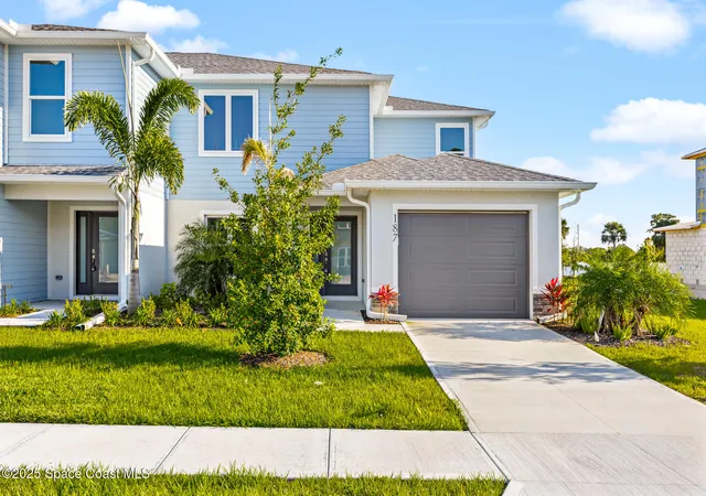 Photo 3 of House for sale at 198 Hidden Woods Pl, Melbourne, FL 32901 | MLS# 1044489 | Listing updated on 2026-10-26