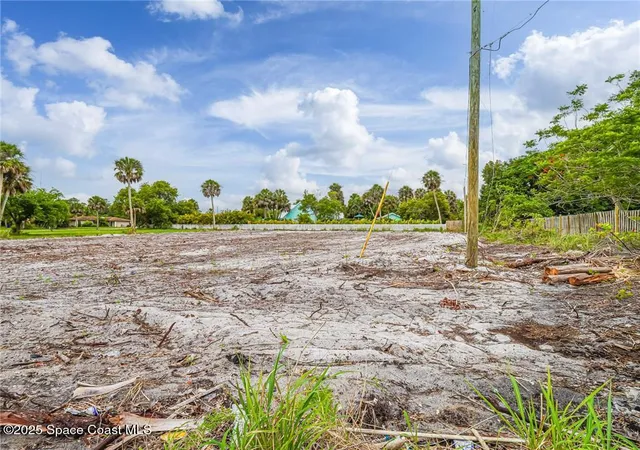 Photo 3 of Land for sale at 445 Old Dixie Hwy, Vero Beach, FL 32962 | MLS# 1048495 | Listing updated on 2026-05-29