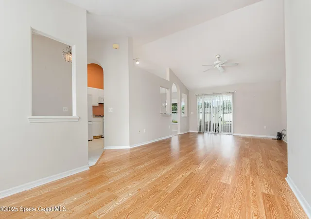 Photo 4 of Sale Pending at 13206 Biscayne Dr, Grand Island, FL 32735 | MLS# 1050432 | Listing updated on 2026-08-05