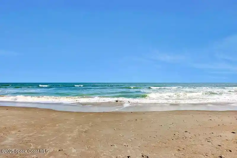 Listing Photo 2 - Condo for sale in 3170 N Atlantic Ave located at 3170 N Atlantic Ave, Cocoa Beach, FL 32931 - Unit #403