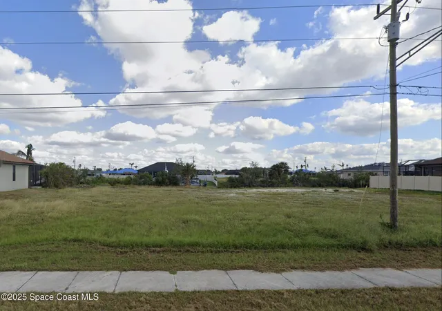 Photo 1 of Land for sale at 2513 Surfside Blvd, Cape Coral, FL 33914 | MLS# 1052626 | Listing updated on 2026-10-08