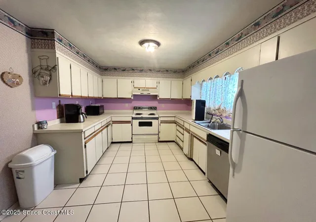 4th image of 101 S Singleton Ave, Titusville, FL 32796 | MLS# 1052559