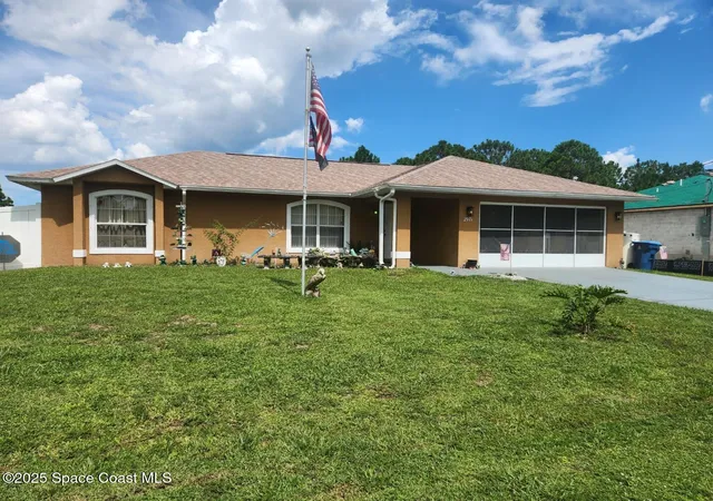 Photo 2 of Sale Pending at 2971 Se Gabrysh Ave, Palm Bay, FL 32909 | MLS# 1052419 | Listing updated on 2026-04-25