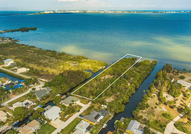 2nd image of 3000 Yount Dr, Merritt Island, FL 32952 | MLS# 1057487