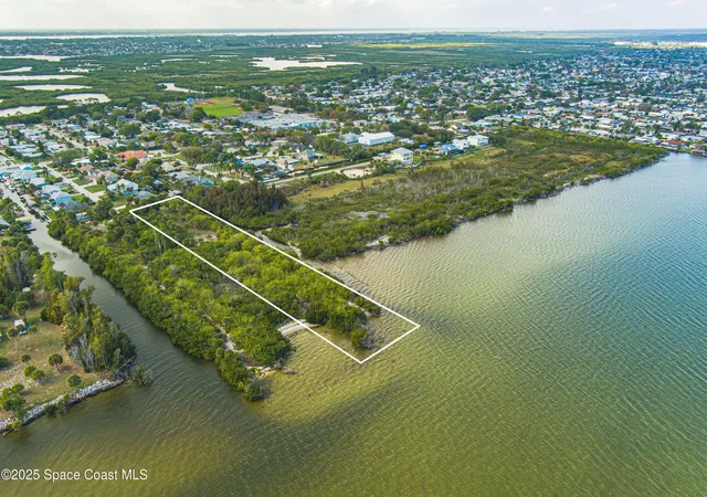 3rd image of 3000 Yount Dr, Merritt Island, FL 32952 | MLS# 1057487