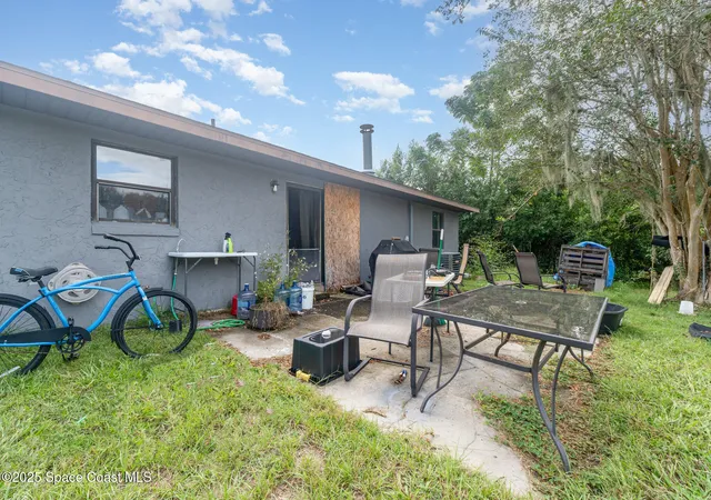 Photo 3 of Single family home for sale at 13678 SE 51st Avenue, Summerfield, FL 34491 | MLS# 1058093 | Listing updated on 2026-09-17
