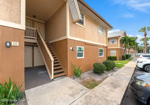 Photo 3 of Condo for sale at 111 Bristol Ln #111, Melbourne, FL 32935 | MLS# 1058217 | Listing updated on 2026-07-15