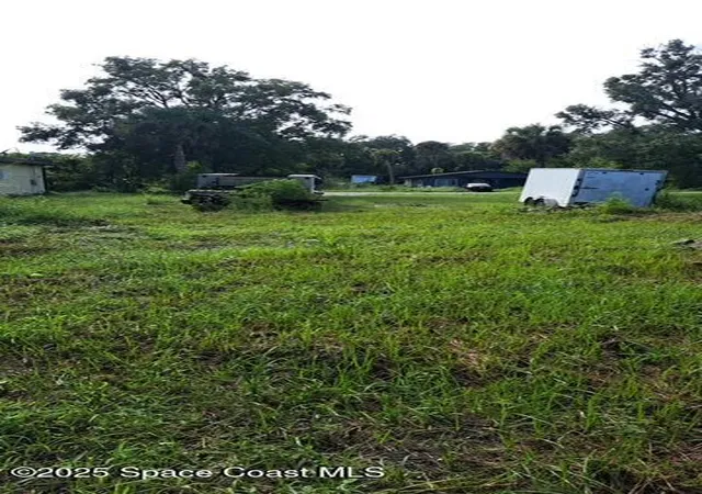 Photo 3 of Land for sale at 250 Lime St, Cocoa, FL 32926 | MLS# 1058818 | Listing updated on 2026-05-08