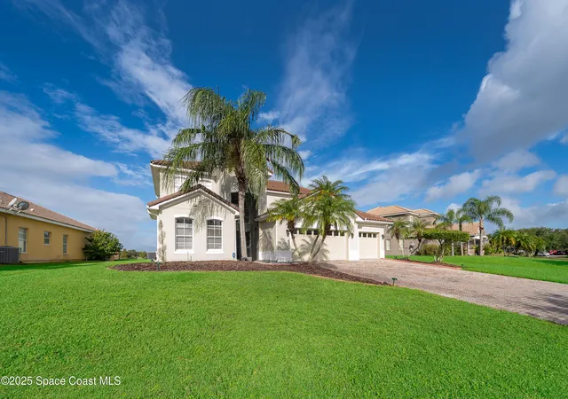 Photo 3 of Single family home for sale at 3426 Harborside Ct, Kissimmee, FL 34746 | MLS# 1059127 | Listing updated on 2026-07-13