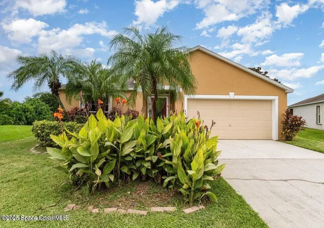 Photo 2 of Sale Pending at 8426 Mizell Dr, Melbourne, FL 32940 | MLS# 1060008 | Listing updated on 2026-05-08