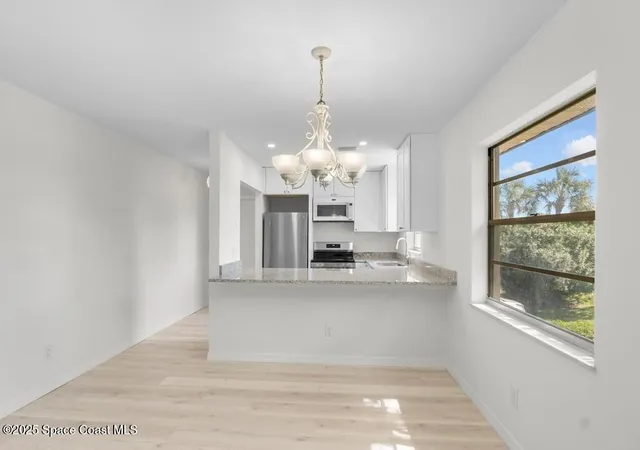 Homes for sale in Vero Beach, FL | 38 Vista Gardens Trl #207, Vero Beach, FL 32962 | MLS# 1060203