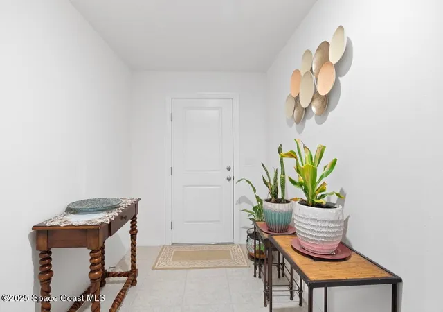 Photo 2 of Single family home for sale at 7976 105th Ave, Vero Beach, FL 32967 | MLS# 1060961 | Listing updated on 2025-11-01