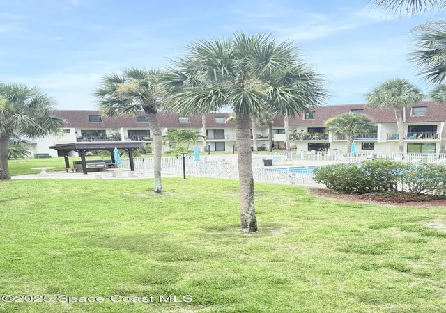 Photo 3 of Condo for sale at 190 Paradise Blvd #09, Indialantic, FL 32903 | MLS# 1061519 | Listing updated on 2026-04-24