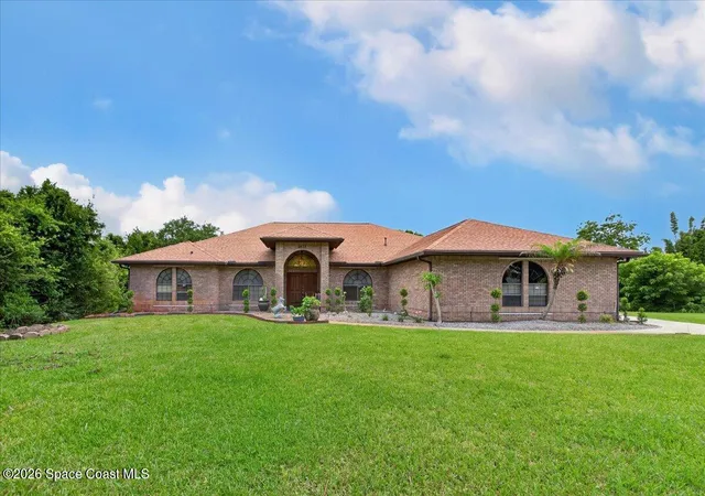 Single family home for sale at 3575 Heartwood Ln, Melbourne, FL 32934 | MLS# 1061566