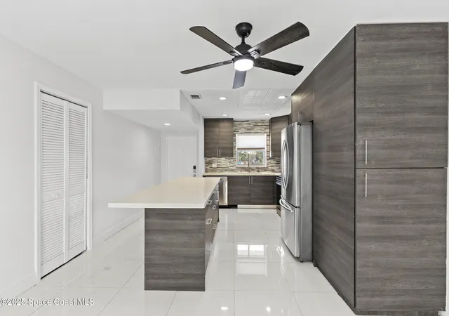 5th image of 809 W Oakland Park Blvd #K12, Wilton Manors, FL 33311 | MLS# 1061787