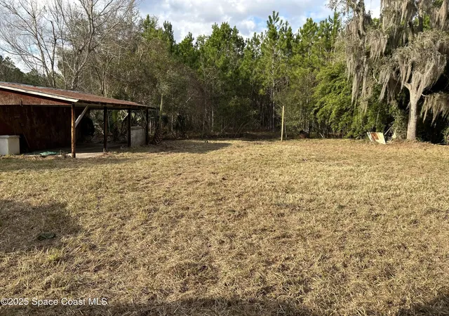 2nd image of 882 County Road 310, Interlachen, FL 32148 | MLS# 1061819