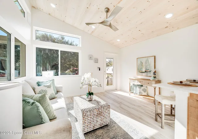 4th image of 211 Teal Dr, Cocoa, FL 32926 | MLS# 1062252