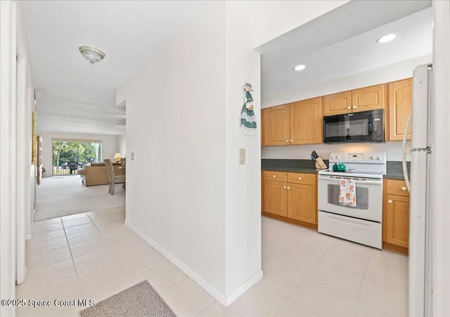 4th image of 2160 N Hwy A1A #202, Indialantic, FL 32903 | MLS# 1066175